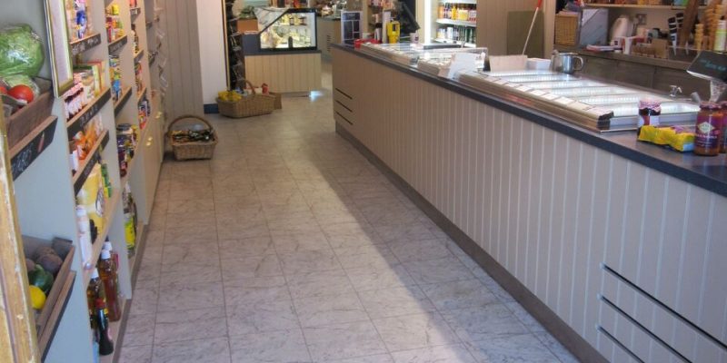 Holdens & Co 027_preview